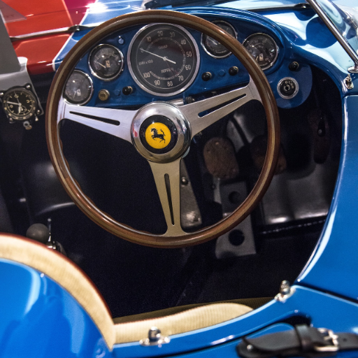 Classic Steering Wheels Wallpapers APK 1.0 Download